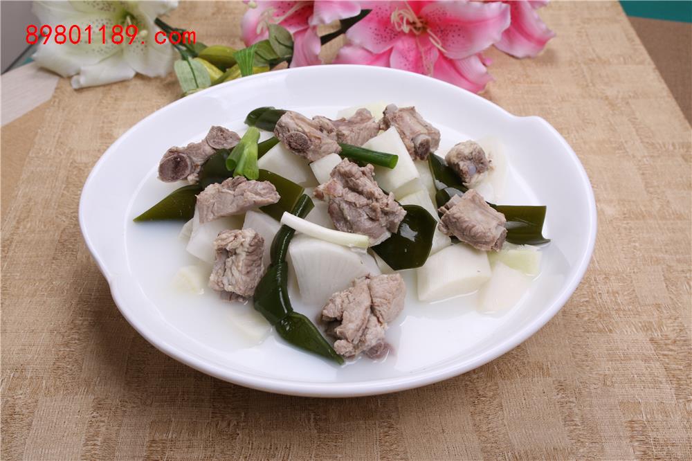 海带排骨炖萝卜